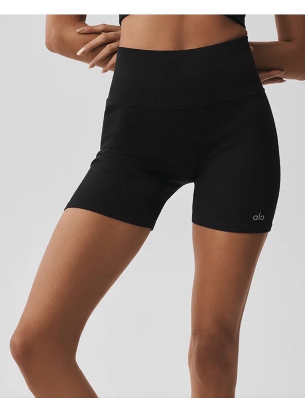 Alo 5” High-Waist Seamless Ribbed Black Shorts
